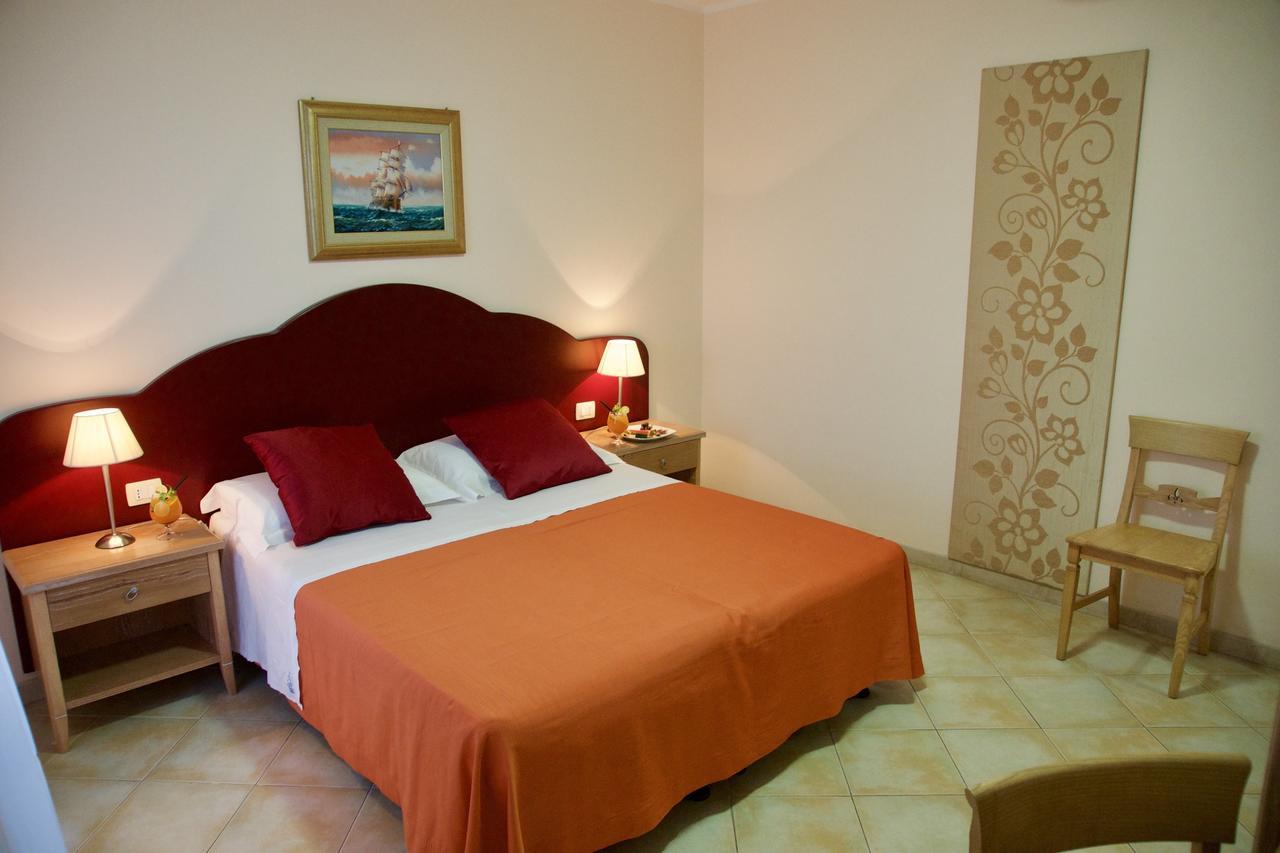 Hotel Teti 3*